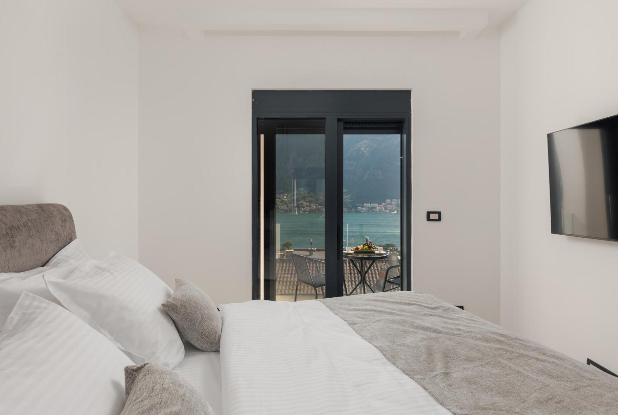 Berge Apartments Kotor Ngoại thất bức ảnh