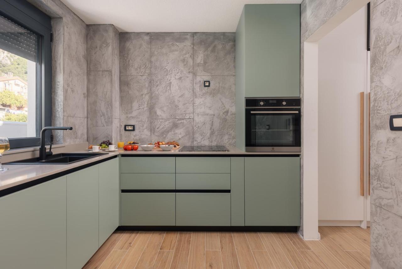 Berge Apartments Kotor Ngoại thất bức ảnh