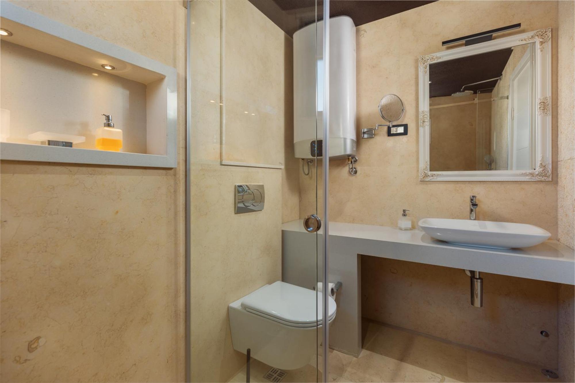 Berge Apartments Kotor Ngoại thất bức ảnh